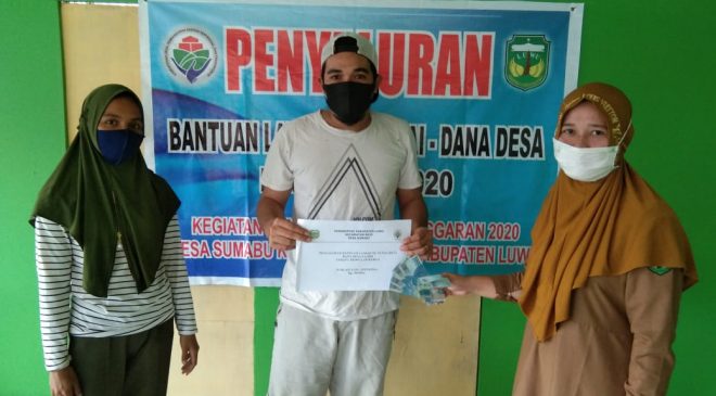 Pemdes Sumabu Salurkan BLT DD Tahap IV sebanyak 41 KK